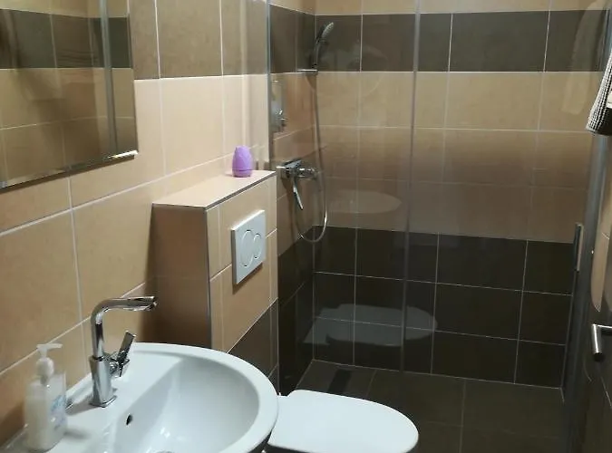 šápara 3* Velké Bílovice